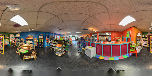 Pet Supply Store «Patton Avenue Pet Company- Downtown», reviews and photos, 109 Patton Ave, Asheville, NC 28801, USA