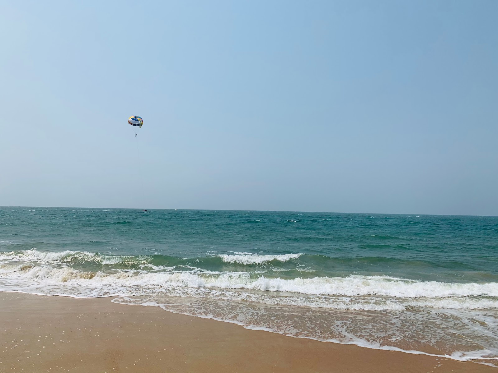 Foto di Utorda Beach - luogo popolare tra gli intenditori del relax