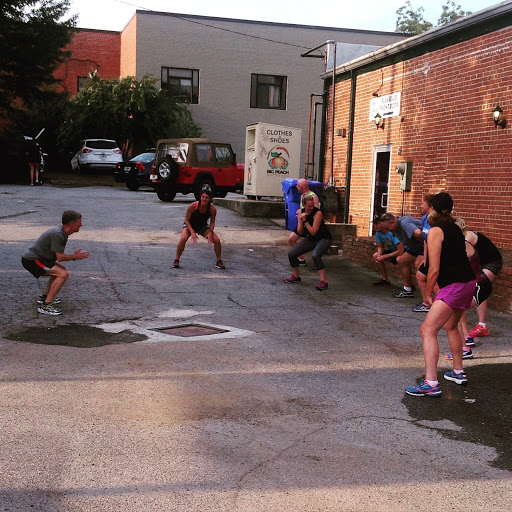 Running Store «Big Peach Running Co - Decatur», reviews and photos, 114 E Trinity Pl, Decatur, GA 30030, USA