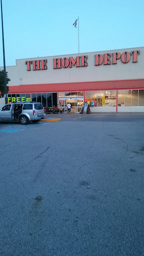 Home Improvement Store «The Home Depot», reviews and photos, 8901 Page Ave, Overland, MO 63114, USA