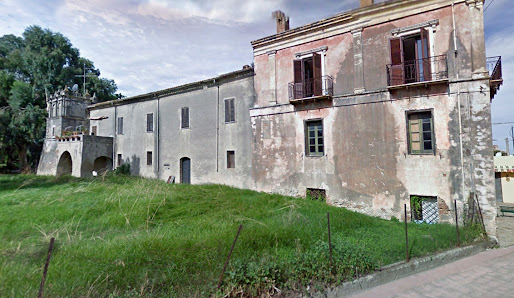 Palazzo Clausi Via Paternum, 2, 88812 Torretta KR, Italia