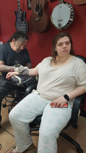 Tattoo Shop «SHOGUN TATTOO», reviews and photos, 326 S Broadway, Salem, NH 03079, USA