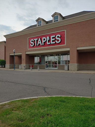 Office Supply Store «Staples», reviews and photos, 6272 Saginaw Rd, Grand Blanc, MI 48439, USA