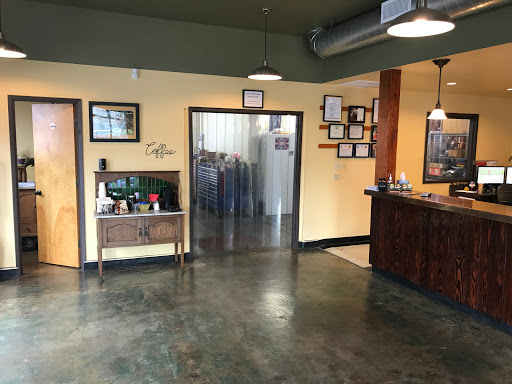 Auto Repair Shop «Re-Born Automotive, Inc.», reviews and photos, 1800 SE Martin Luther King Jr Blvd, Portland, OR 97214, USA