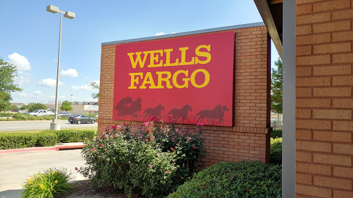 Bank «Wells Fargo Bank», reviews and photos