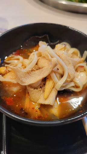 Hot Pot, Hot Pot image