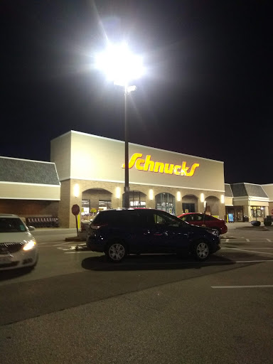Grocery Store «Schnucks», reviews and photos, 2030 Dorsett Rd, Maryland Heights, MO 63043, USA