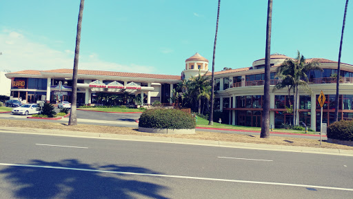 Movie Theater «Edwards Big Newport 6 & RPX», reviews and photos, 300 Newport Center Dr, Newport Beach, CA 92660, USA