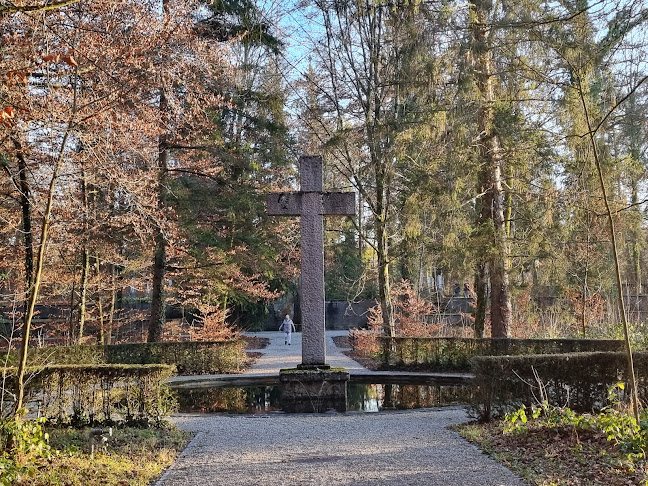 Rezensionen über Waldfriedhof Rheinfelden in Rheinfelden - Schule