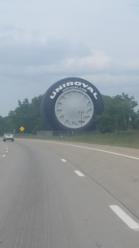 Sculpture «The Uniroyal Tire», reviews and photos, Detroit Industrial Expy, Allen Park, MI 48101, USA