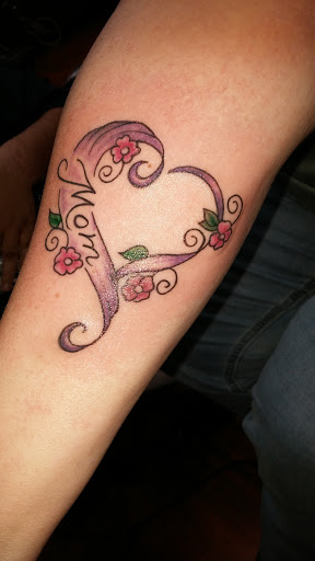 Tattoo and Piercing Shop «Hollywood Ink Tattoos», reviews and photos, 3501 S Tryon St, Charlotte, NC 28217, USA