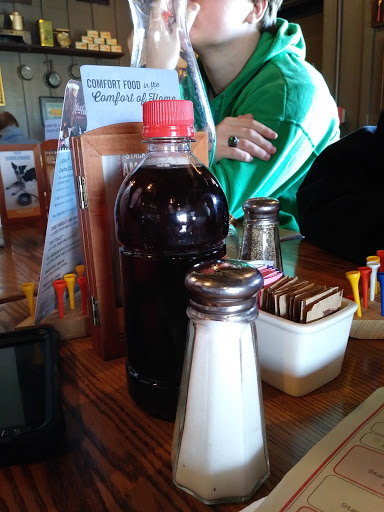 American Restaurant «Cracker Barrel Old Country Store», reviews and photos, 235 Long Hollow Pike, Goodlettsville, TN 37072, USA