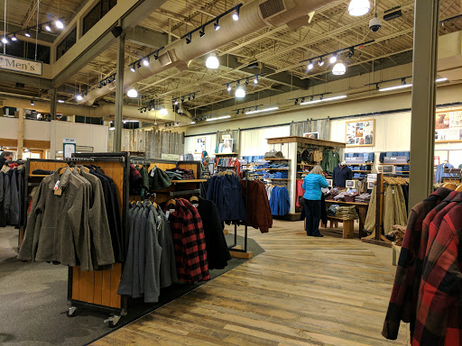 Clothing Store «L.L. Bean», reviews and photos, 280 School St, Mansfield, MA 02048, USA