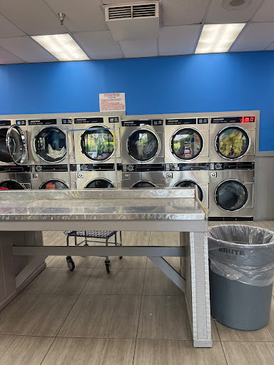 Laundry «Valentine Laundry», reviews and photos, 42065 Washington St, Palm Desert, CA 92211, USA