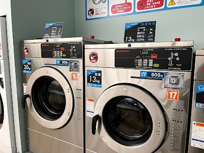 コインランドリーブルーパーク平沢店
