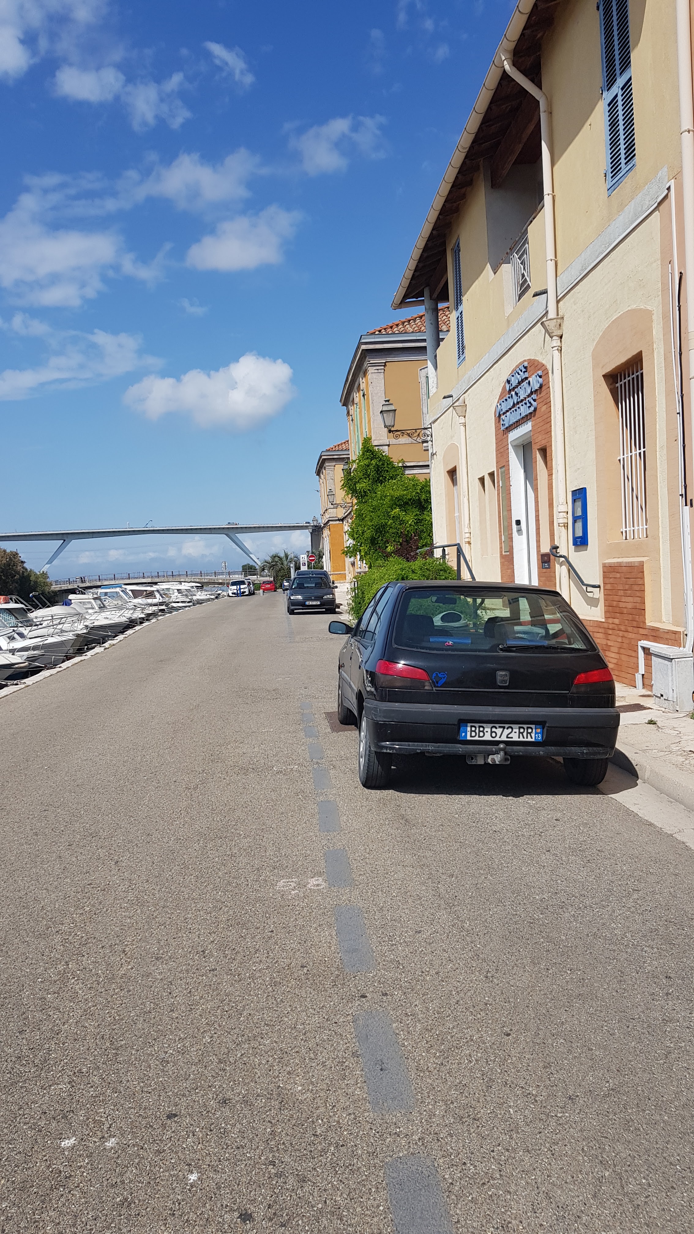 Photo n° 2 de l'avis de MJ.c fait le 31/05/2018 à 08:00