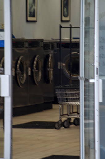 Laundromat «Express Laundry & Dry Cleaning», reviews and photos, 858 Washington St, Middletown, CT 06457, USA