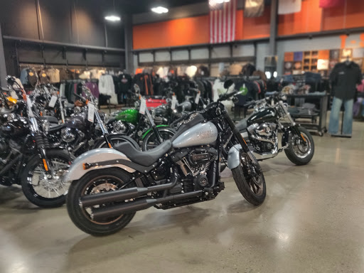 Motorcycle Dealer «Centennial Park Harley-Davidson», reviews and photos, 12477 Broad St SW, Pataskala, OH 43062, USA