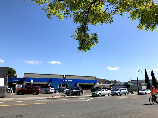 Non-Profit Organization «Goodwill», reviews and photos