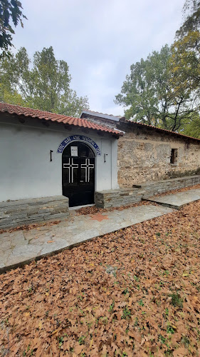 Opinii despre Ιερός Ναός Αγίας Παρασκευής în Βελβεντός - Εκκλησία