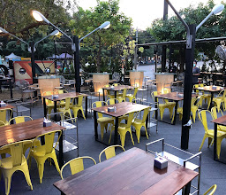 ร้านรถเมล์คอนหวัน photo