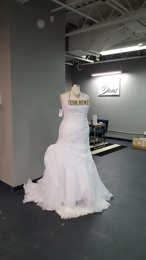 Bridal Shop «Divas Closet Bridal Boutique», reviews and photos, 1034 Merriam Ln, Kansas City, KS 66103, USA
