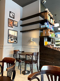 Atmosphère du Restaurant servant le petit-déjeuner Starbucks à Paris - n°3