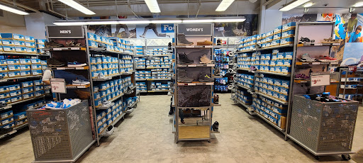 Outlet Mall «Tanger Outlet Hilton Head», reviews and photos, 1414 Fording Island Rd, Bluffton, SC 29910, USA