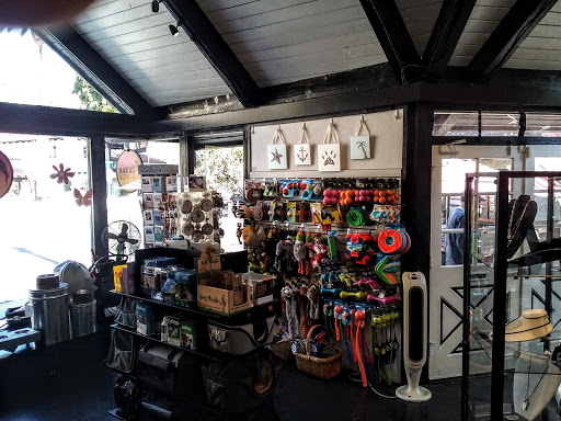 Pet Store «Naked Dog Bistro», reviews and photos, 424 Forest Ave, Laguna Beach, CA 92651, USA