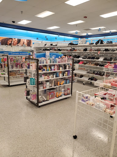 Clothing Store «Ross Dress for Less», reviews and photos, 1115 Vidina Pl, Oviedo, FL 32765, USA