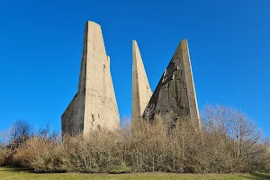 Mahnmal der Rückkehrer image