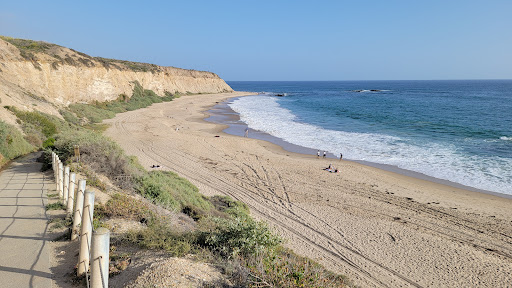 Shopping Mall «Crystal Cove Shopping Center», reviews and photos, 7845-8085 East Coast Hwy, Newport Beach, CA 92657, USA