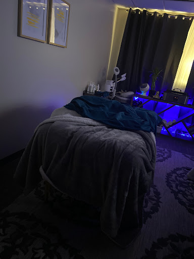 Massage Therapist «Majestic Medical Touch Spa», reviews and photos, 800 Bombay Ln, Roswell, GA 30076, USA