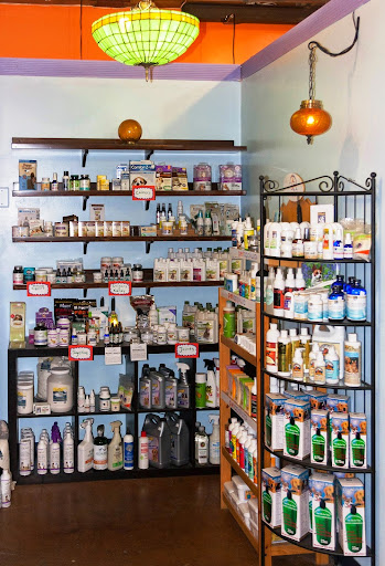 Pet Supply Store «Petapoluza Pet Supply & Grooming», reviews and photos, 114 N 36th St, Seattle, WA 98103, USA