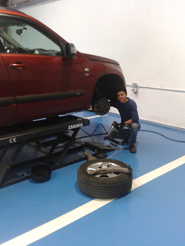 MECÁNICA AUTOMOTRIZ (Angelo Perez) - Taller de reparación de automóviles