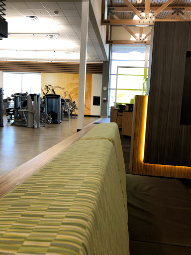 Gym «LA Fitness», reviews and photos, 620 N York St, Elmhurst, IL 60126, USA