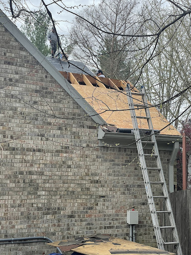 Roofing Contractor «Five Points Roofing», reviews and photos, 118 Beasley Dr, Franklin, TN 37064, USA