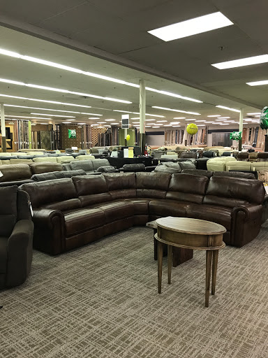 Furniture Store «The Dump Furniture Outlet», reviews and photos, 801 N Military Hwy, Norfolk, VA 23502, USA