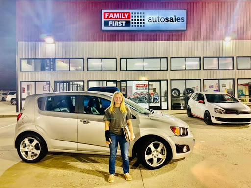 Used Car Dealer «F1 Auto Sales», reviews and photos, 1336 Fort Campbell Blvd, Clarksville, TN 37042, USA