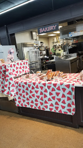 Hamburger Restaurant «Mountain Fresh Grocery Inc», reviews and photos, 521 Main St, Highlands, NC 28741, USA