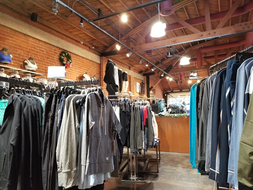 Shoe Store «Fleet Feet Sports», reviews and photos, 2311 J St, Sacramento, CA 95816, USA