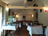 Atmosphère du Restaurant français Au Bon Accueil | Restaurant (77) à Montry - n°14