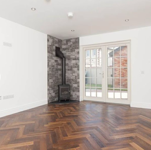 Holywood Flooring