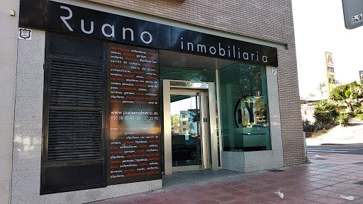 Ruano Inmobiliaria | Casas y pisos en venta Almería en Almería