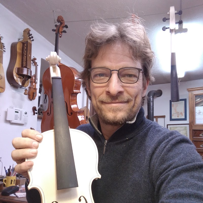 Nicola Enrico Antonio Monzino - Liutaio strumenti ad Arco
