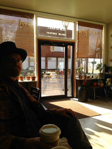 Coffee Shop «Folk School Coffee Parlor», reviews and photos, 332 Elm St, Ludlow, KY 41016, USA