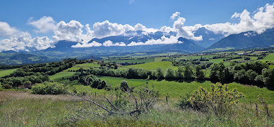 Aire de repos à Montrond