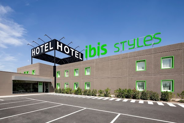 Hotel ibis Styles Lleida Torrefarrera