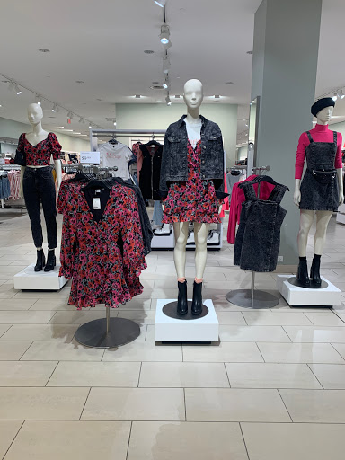 Clothing Store «H&M», reviews and photos, 701 Lynnhaven Pkwy # 1212, Virginia Beach, VA 23452, USA