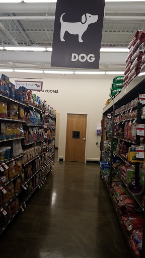 Pet Supply Store «Pet Supplies Plus», reviews and photos, 1970 Portage Trail, Cuyahoga Falls, OH 44223, USA